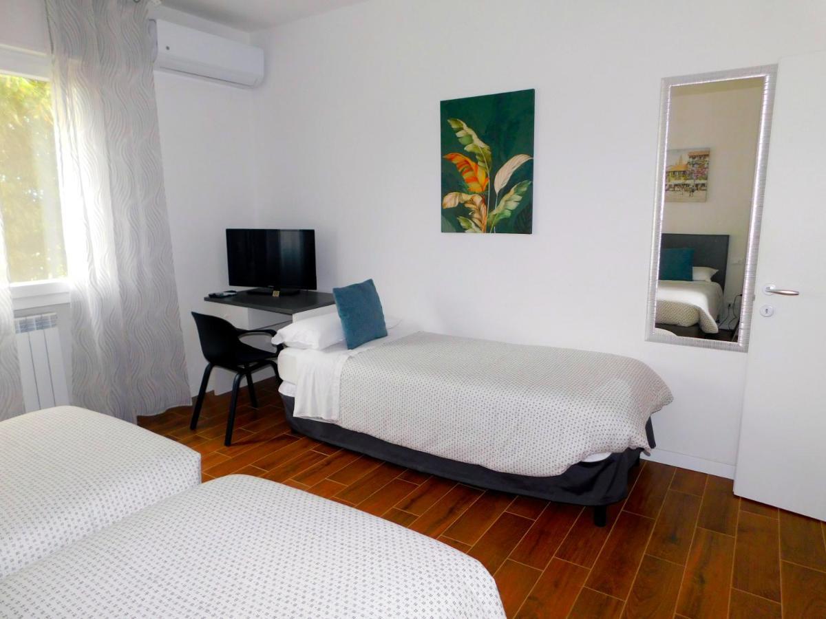 Vce House *